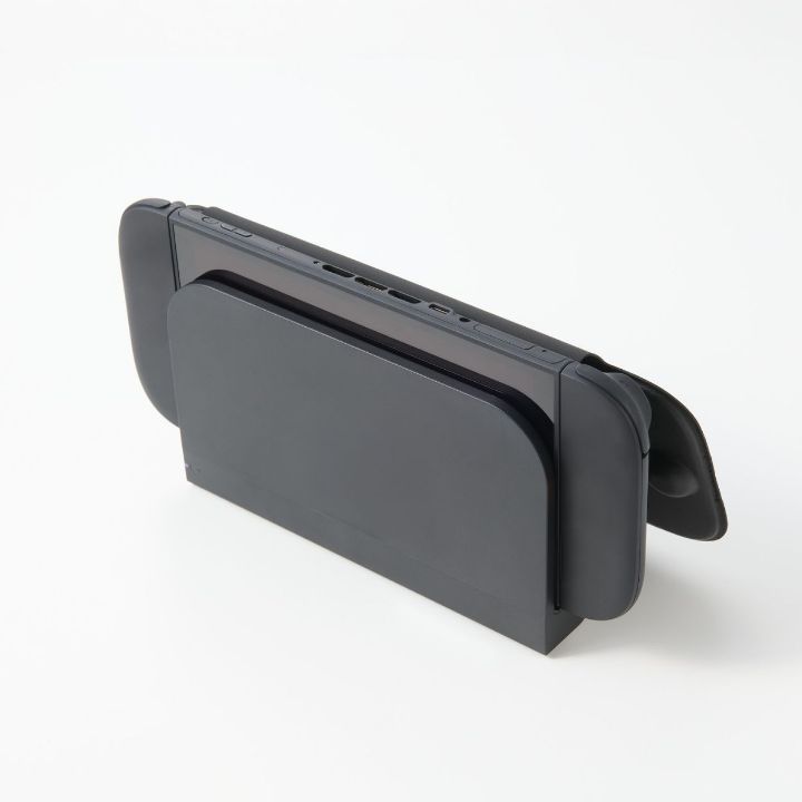 スリムなデザインで取り付けたままドックに挿入可能!Nintendo Switch™ 2専用 フラップカバー