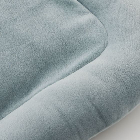 カートやキャリーに入れて冬の寒さから愛犬を守る!USB給電式 ヒーティングマット