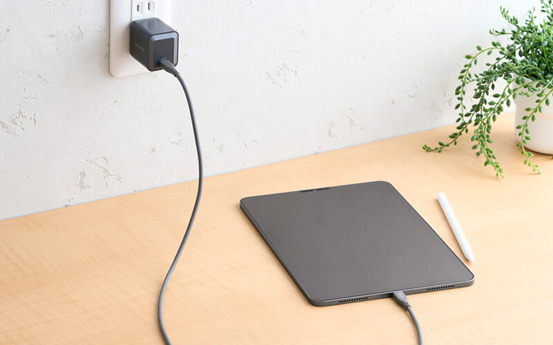 パソコン/タブレット/スマートフォン、幅広い機器の充電・給電が可能