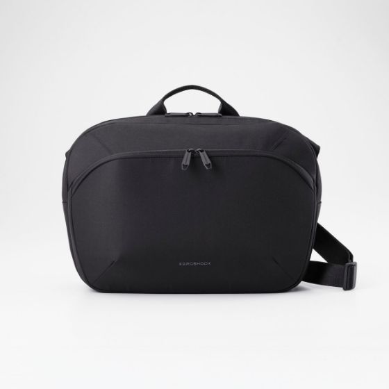 貴重品の収納に便利な隠しポケット付き!"ZEROSHOCK"メッセンジャーバッグ
