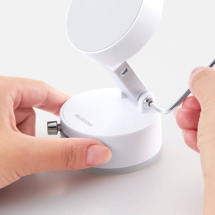 壁でも机でも活躍!跡が残りにくい安心設計