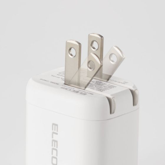 USB Type-Cポート&USB-Aポート搭載!スマートフォンやタブレットを、2台同時充電できるAC充電器