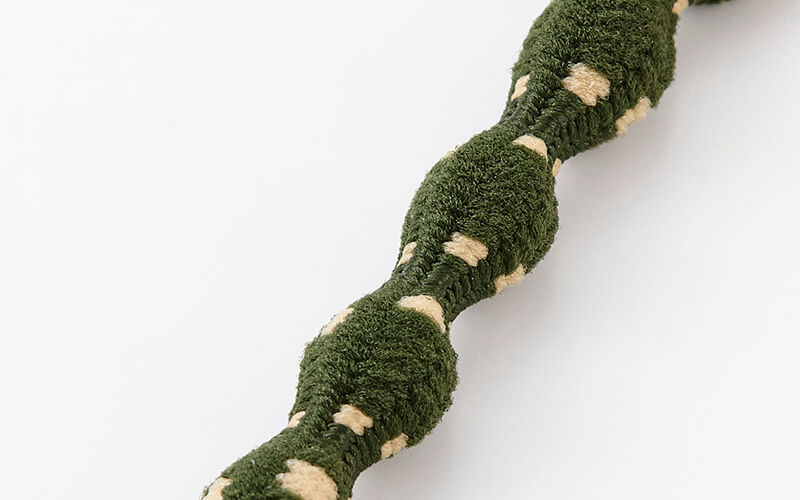 モコモコの形とやわらかい伸縮素材が手首や肩への負担をやさしく分散