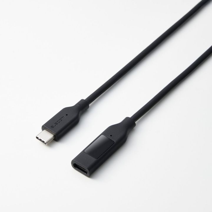 USB Type-C(USB-C)プラグとUSB Type-C(USB-C)ポートを備えた電力ディスプレイ付き延長ケーブル