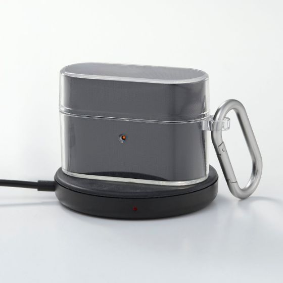 しなやかで衝撃に強く、透明感のある本体デザインのクリアソフトケース