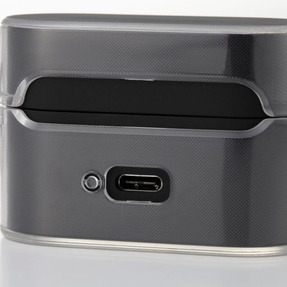 しなやかで衝撃に強く、透明感のある本体デザインのクリアソフトケース