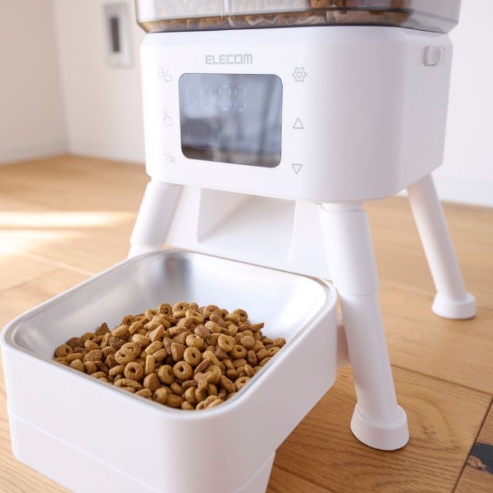 食事姿勢と快適さに配慮した安心設計