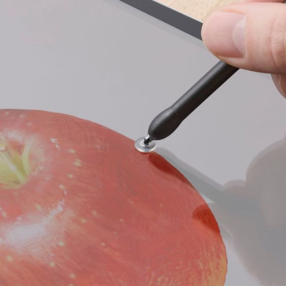 透明なペン先で狙った位置を確認できる!イラストや文字が書きやすい、ディスクタイプ