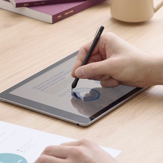 透明なペン先で狙った位置を確認できる!イラストや文字が書きやすい、ディスクタイプ