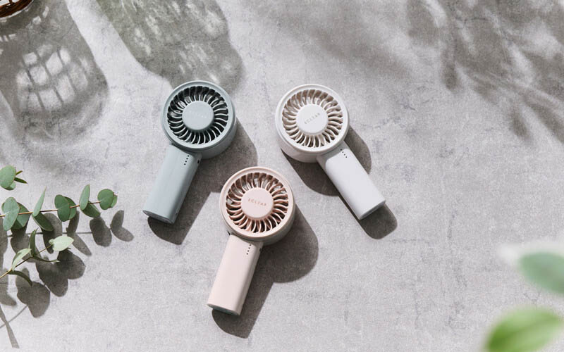 カラーは、グリーン、ピンク、ホワイトをラインアップ