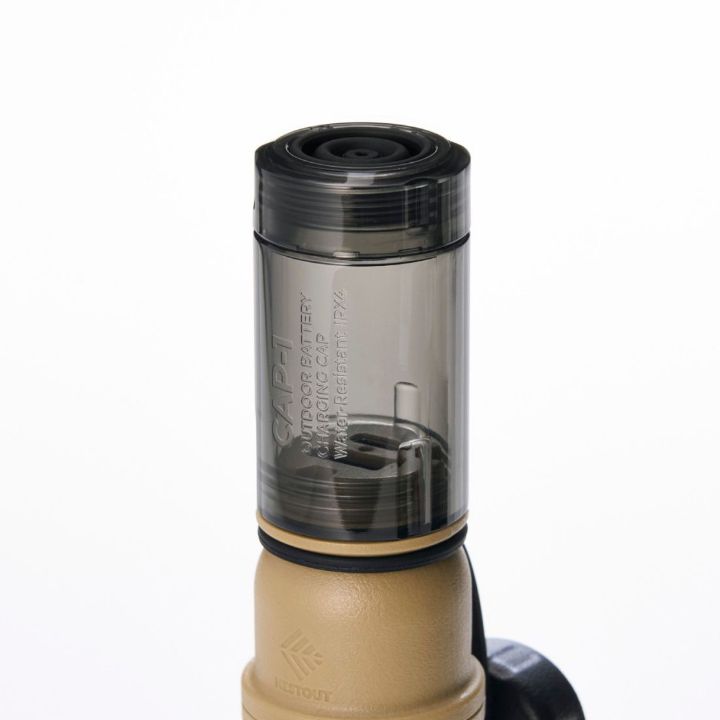 ケーブルを挿したままでも防水性を確保