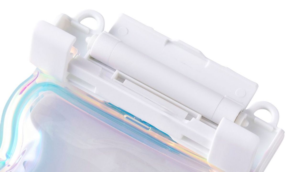 水をしっかり防ぐのに、片手でワンタッチ開閉