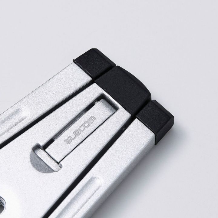 サッと使えて、幅広い場所に装着できるカラビナ付き!MAGKEEPシリーズのスマホ三脚