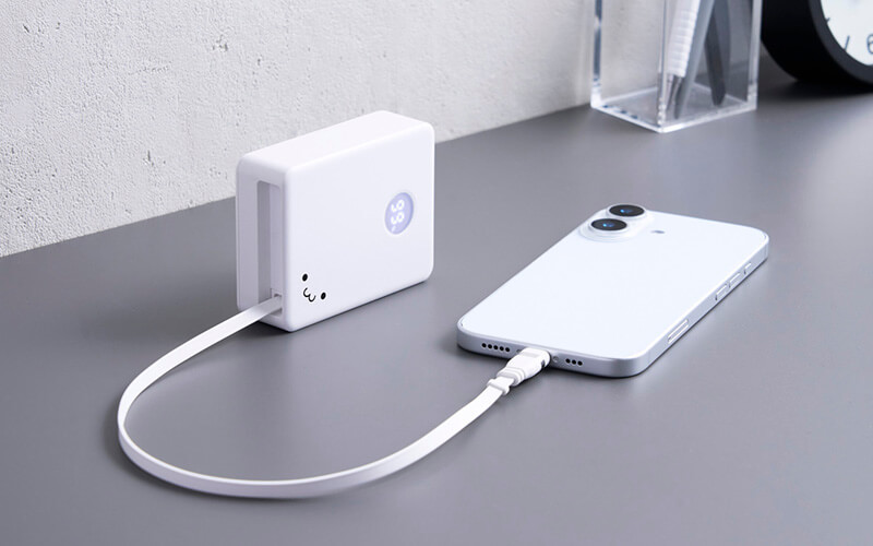 USB Type-Cコネクター搭載の一体型ケーブルでスマートフォンなどをサクッと充電