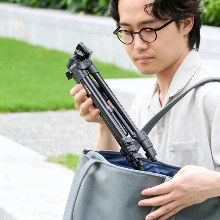 【軽量タイプ】付属の収納袋に入れてコンパクトに持ち運び可能