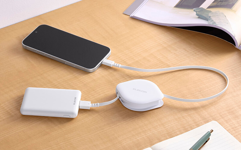 スマートフォンの充電などに使用可能