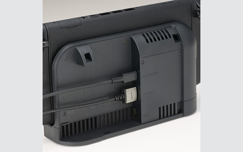 ゲーム機の映像を大型ディスプレイに高画質で表示可能。スリム&コンパクトでスマートに接続