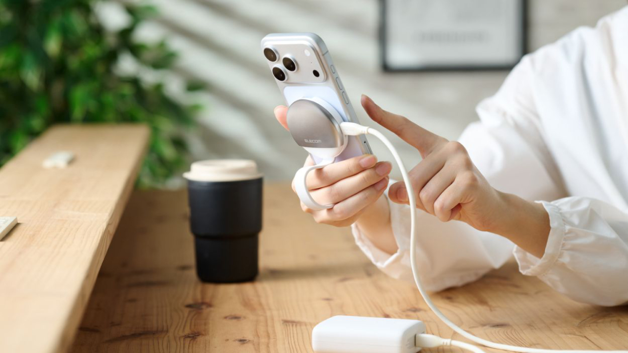 データ転送中の充電に対応
