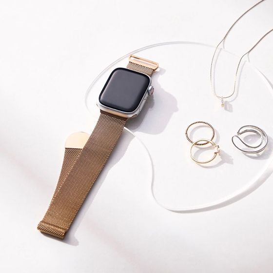細かなサイズ調節で手首にしなやかにフィット!エレガントでスタイリッシュなApple Watch用ステンレスミラネーゼバンド