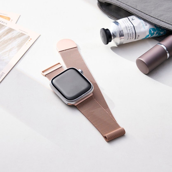 細かなサイズ調節で手首にしなやかにフィット!エレガントでスタイリッシュなApple Watch用ステンレスミラネーゼバンド