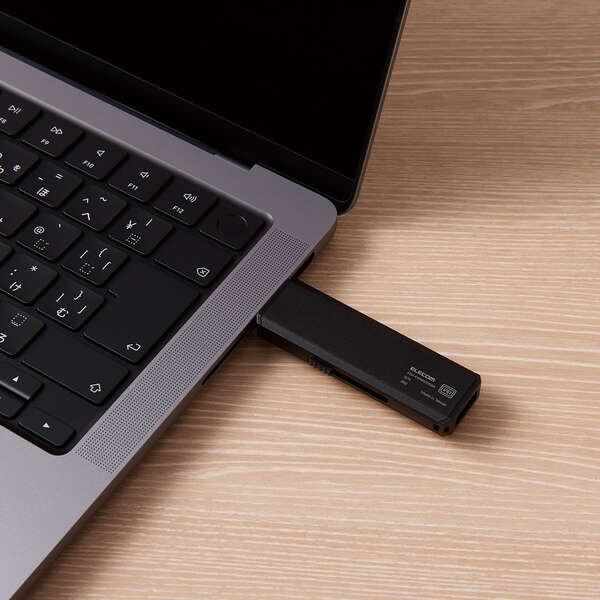 外付けポータブルSSD - ESD-EWA0500GBK 外付けポータブルSSD - ESD-EWA0500GBK