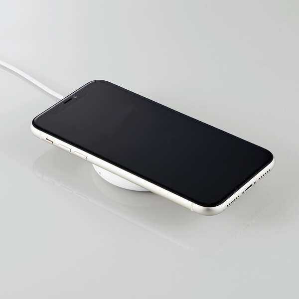 ケーブル一体型 Qi規格対応ワイヤレス充電器(5W・卓上・1ｍ) - W-QA16WF