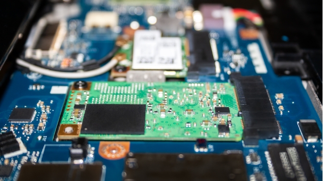 M.2登場前のSSDのフォームファクタ