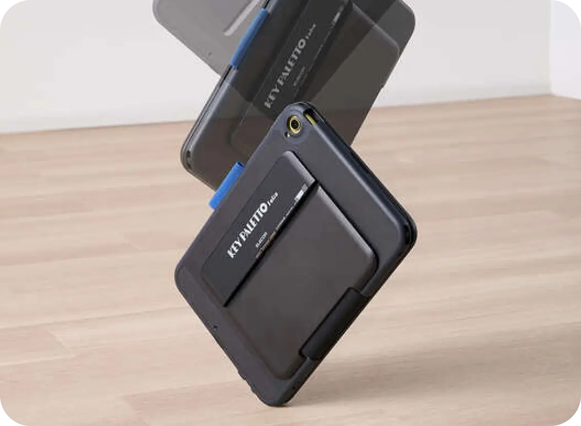 KEY PALETTO Folioを見せている画像