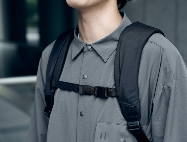 WOOJIN PLASTIC社製の着脱可能マグネットチェストベルト