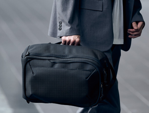 瞬時に２段階の調節が可能なアジャスター