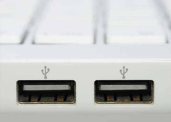4　充電したい端末数に合わせてポート数を確認