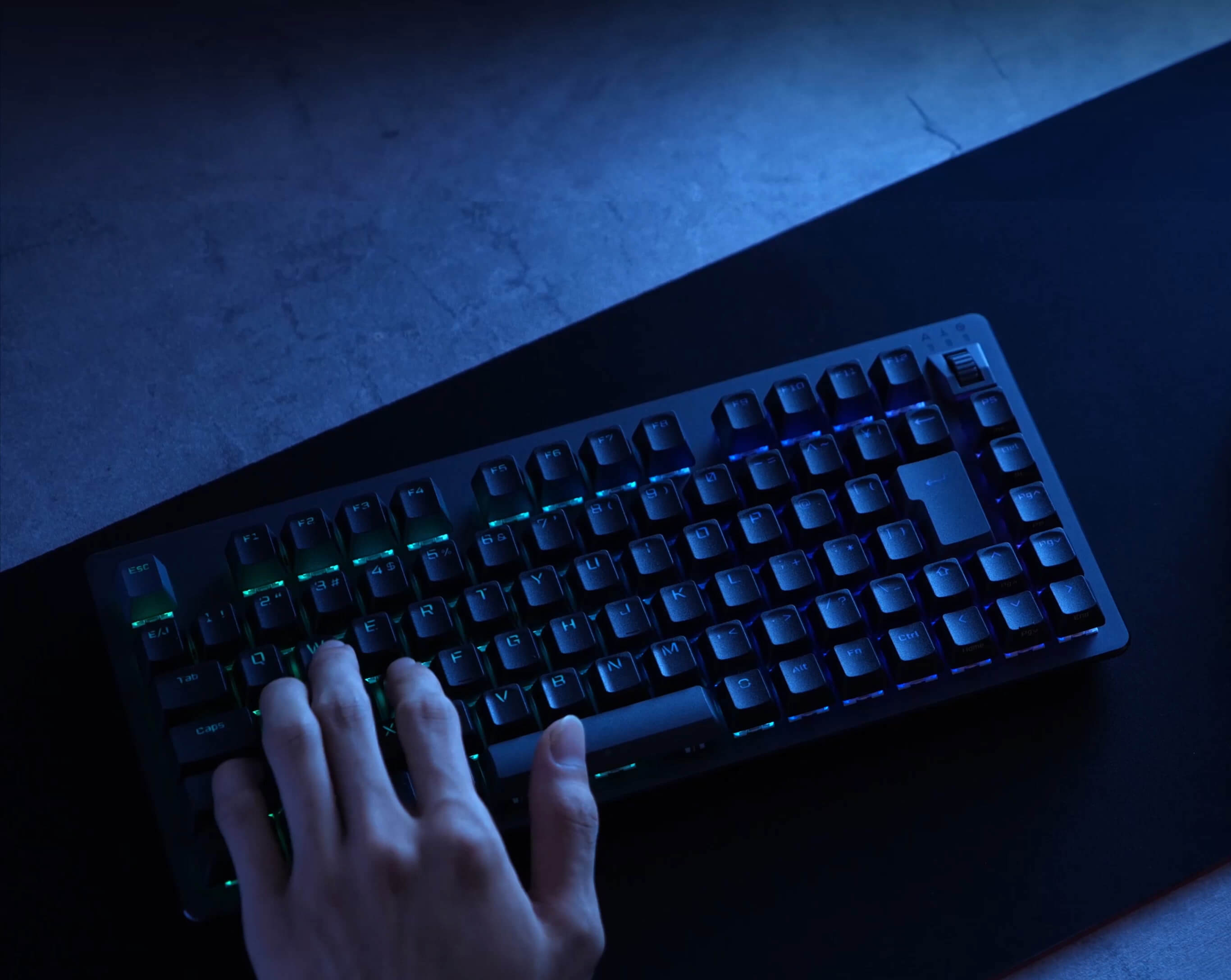 KEYBOARD – VK520L｜ELECOM GAMING｜V custom - ゲーミング