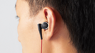 “ハイレゾ音源”に対応した高音質ステレオヘッドホンマイク “ハイレゾ音源”に対応した高音質ステレオヘッドホンマイク