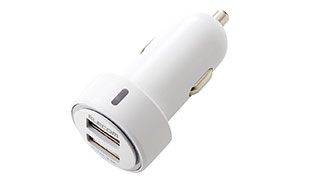 自動識別USBポートで快適な充電ができるシガーチャージャー 自動識別USBポートで快適な充電ができるシガーチャージャー