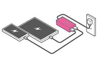 スマホやタブレットと同時に充電可能
