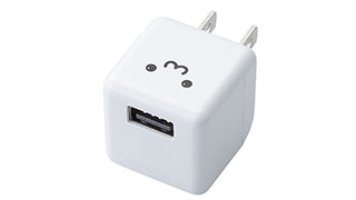 コンセントからiPod/iPhoneを充電。キューブ型USB充電器 コンセントからiPod/iPhoneを充電。キューブ型USB充電器
