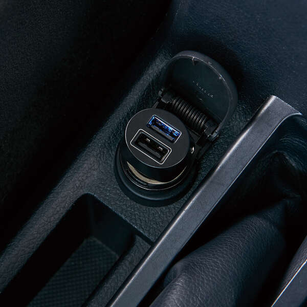 全部まとめて5台写真チックしてください。充電器が付いてないです。ジャン品。 TUNEWEAR、iPadなど最大5台同時充電できるUSB電源ステーション