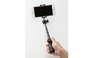 大型スマホも取り付け可能