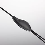 手元でミュートや音量調節ができるコントローラを装備