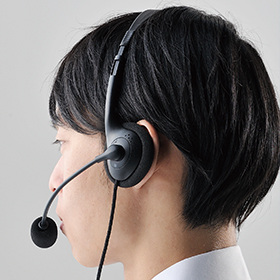 長時間の使用でも疲れにくい両耳タイプのオーバーヘッド