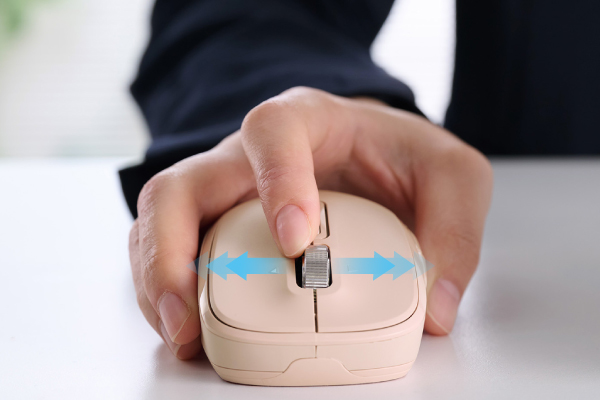 チルトホイール搭載